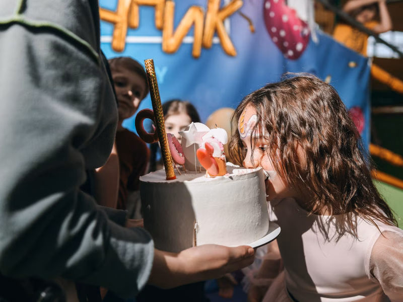 Організація активностей, тематичних сценаріїв, аніматорів